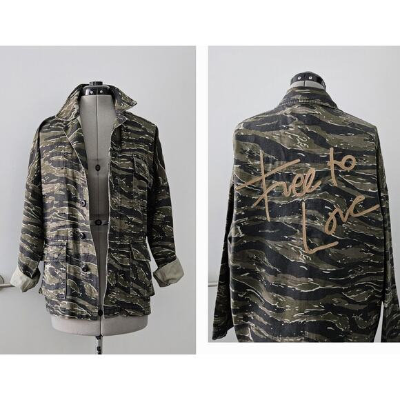 CURRENT/ELLIOTT "Free to Love" chic camo cotton-linen pocket goop jacket $298 M - Picture 2 of 16